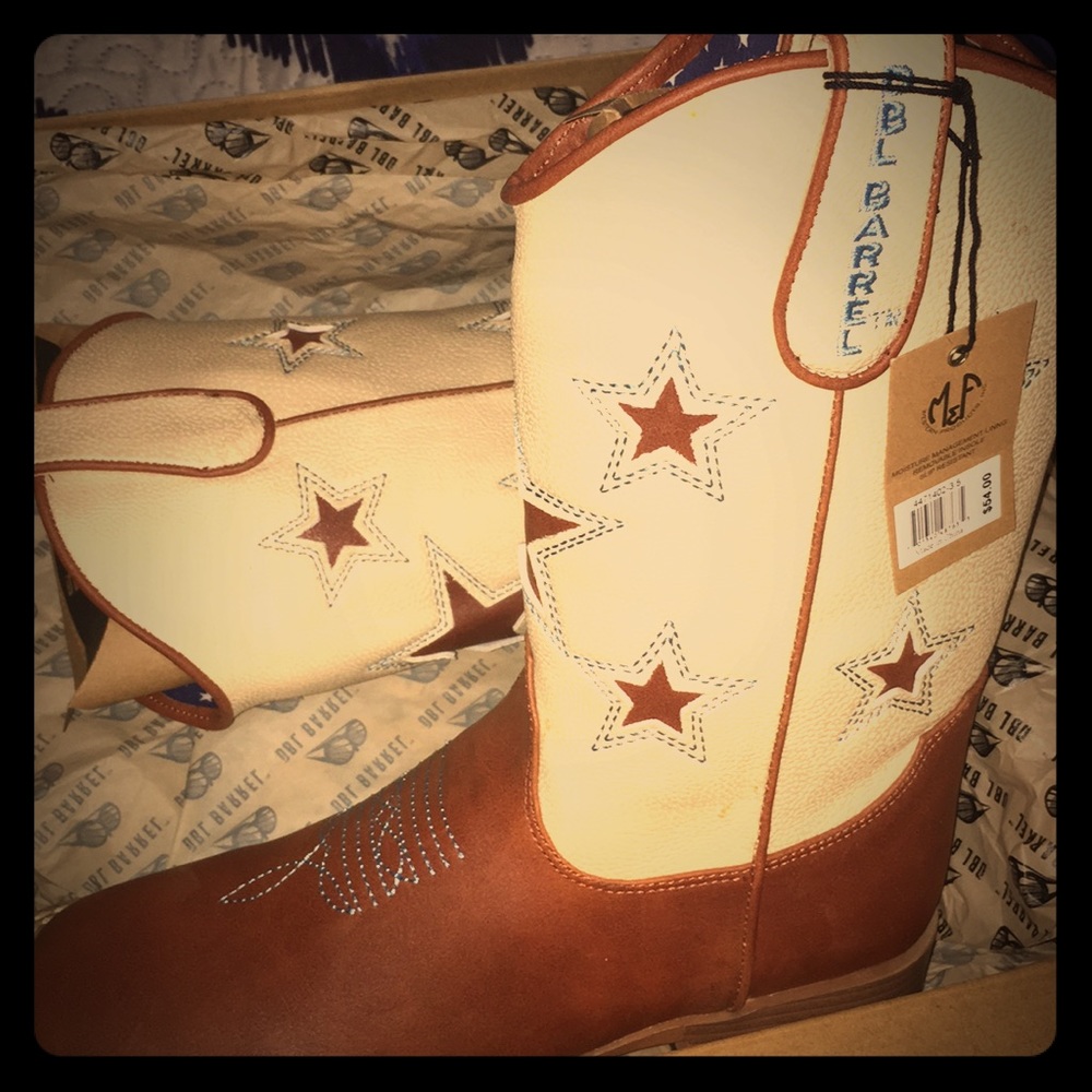 Double Barrel Cowgirl Boots NWT